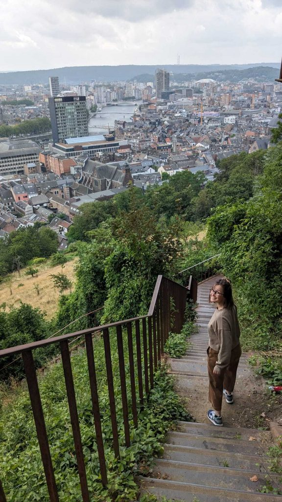 Point de vue du haut du Sentier des Coteaux un incontournable de la balade à Liège