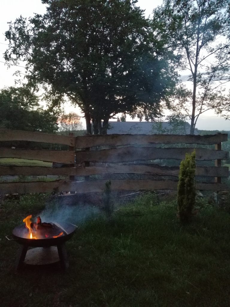 brasero face à La Cabane Félicie